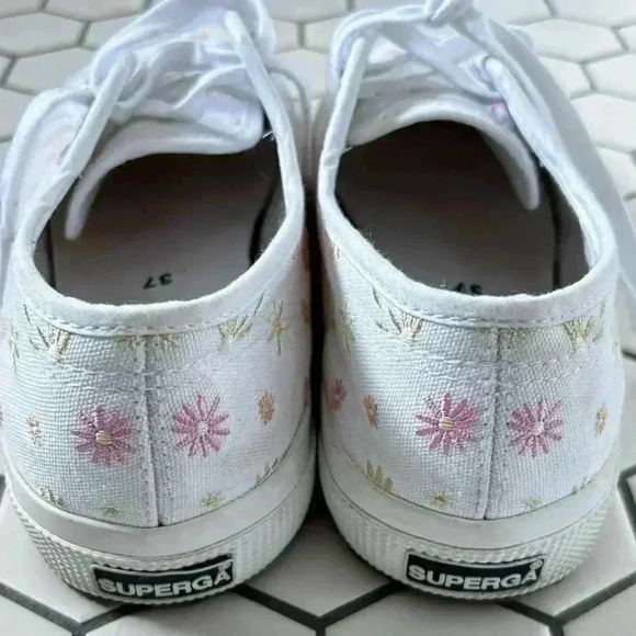 Superga White Sneakers with Multicolor Starburst Design - Picture 7 of 8